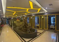 Pingchang Xinniu Business Hotel