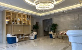 Vienna International Hotel (Chongqing Jiaotong University Liugongli Light Rail Station)