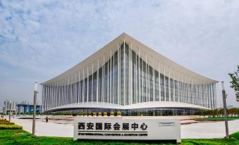 yuetu cinema apartment (Xi'an Silk Road International Convention and Exhibition Center store)