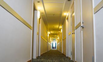 Jinjiang Inns Shanghai Minhang Dongchuan Road Hotel