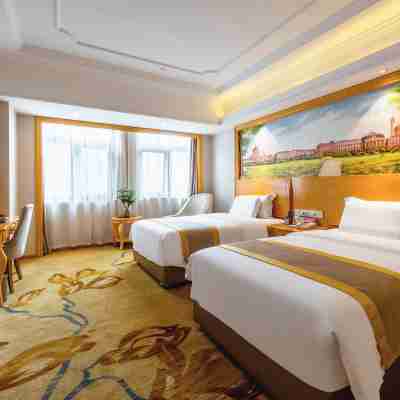 銅鑼灣大酒店(赤壁北站店) Rooms