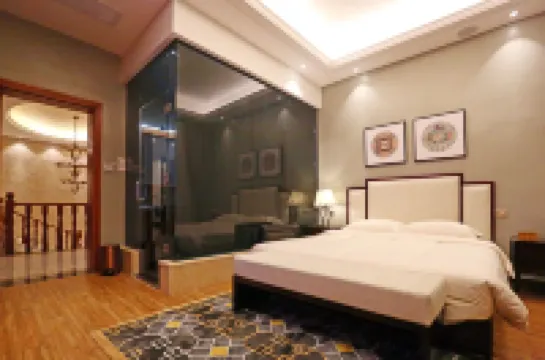 Baxian Yunju B&B in Yueyang County