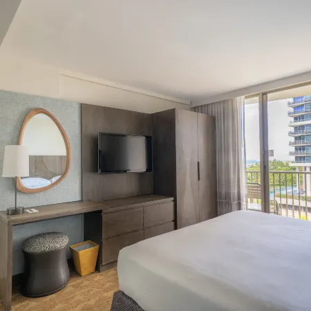 Embassy Suites by Hilton Waikiki Beach Walk