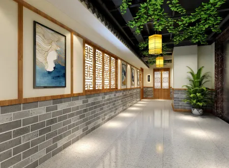 Vienna Hotel (Hezhou Lingfeng Square) Отели в г. Хэчжоу