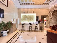 Hongqiao Hotel (Zhenxiong Metropolitan Women and Children's Hospital)