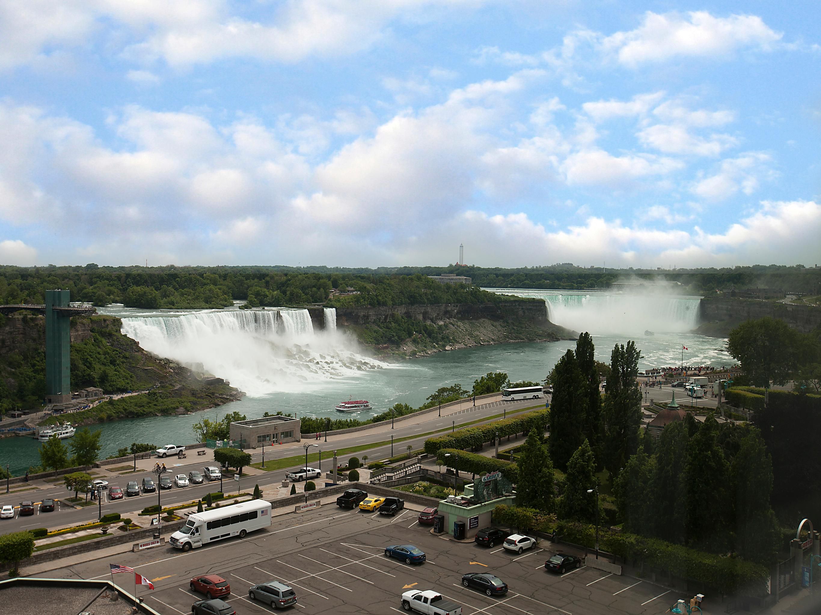 Crowne Plaza Niagara Falls Fallsview, an Ihg Hotel