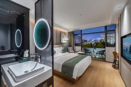 ELong Xicheng International Hotel(Haiya Colorful City Tongle South Subway Station Store） Отели рядом с достопримечательностью «Bao'an Science and Technology Museum»