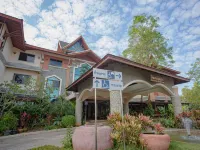 100 Islands Resort & Spa Hotels near Central Surat Thani