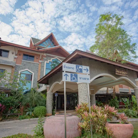 100 Islands Resort & Spa