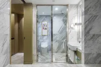Shanghai Lujiazui Rezen Hotel Hotels in 