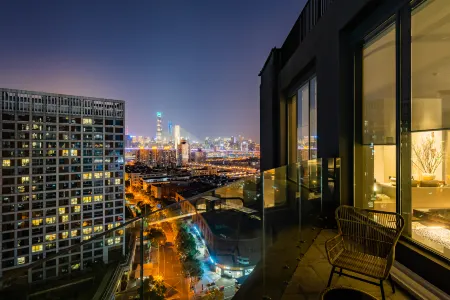 Atour S Hotel（Shanghai World Expo Lujiaizui Riverside Center) Отели рядом с достопримечательностью «Power Station of Art»