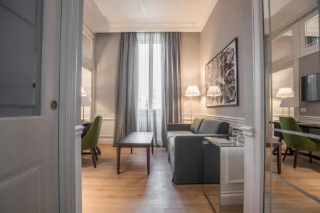 Palazzo Castri 1874 Spa & Garden Отели рядом с достопримечательностью «San Felice in Piazza»