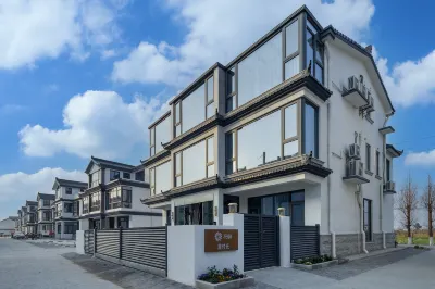 Floral Hotel · Manshi Time Hotel (Kunshan Dianshan Lake Store) Hotels in Kunshan
