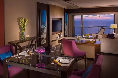 Dusit Thani Guam Resort Отели в г. Тамунинг