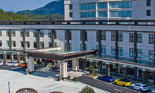 Wuyishan  Scenery Hotel