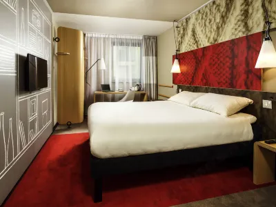 Ibis Swansea Hotels in Sandfields East