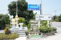 Kornnawan Resort Hotels in Song Phi Nong