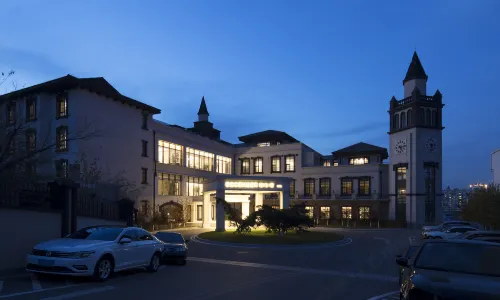 Jinzhou Deshibao Hotel