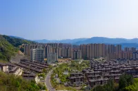 Floral Lux Hotel·Mengqi Mountain Hidden Hot Spring Holiday Villa (GUI 'an Branch) Hotel dekat Guantou Passenger Transport Terminal