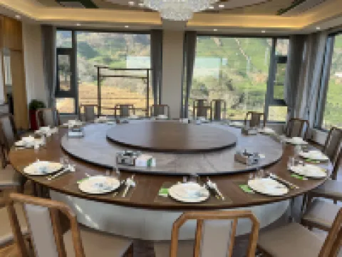 信陽文新茶村度假酒店 信陽酒店