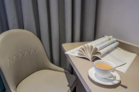 Yaris Hotel (Dahua County Government Hongshuihe Branch)