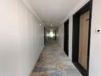 Xinyu Peninsula Business Hotel