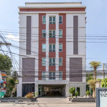 Riski Residence Ngamwongwan