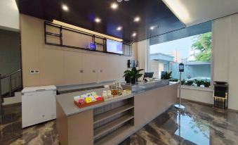 Manya Hotel (Rongcheng Baiyangdian High-speed Railway Station Branch)