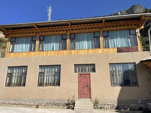 Diebu Zagana Quiet Travel Inn