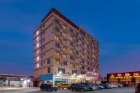 Yingde Jinzhuyuan Hotel Hotels near Baisha Christ Church