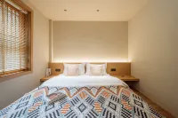 Floral Hotel  · Pan'an chujianshanshe hotel