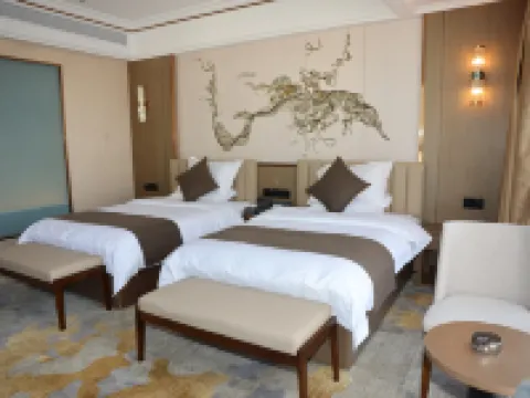 Shepherd Hotel Hotels in Riwoche County