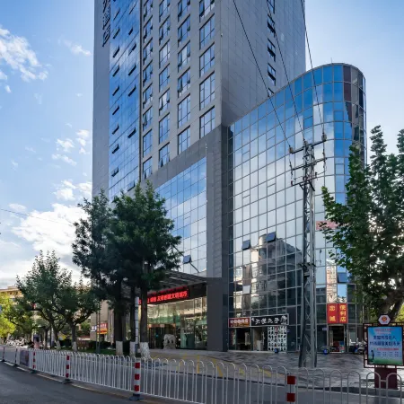 Shilin Jincheng Film and Television Hotel (Passenger Station)
