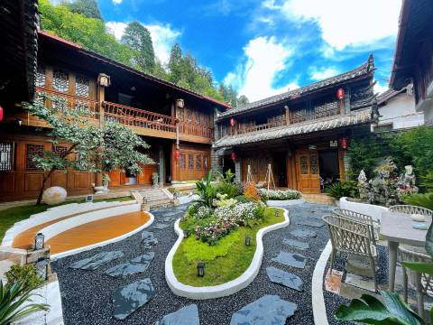 花築 麗江古城曲岸和風輕奢度假庭院 四方街店 麗江 優惠價錢預訂 22年最新比價和旅客評論 Trip Com