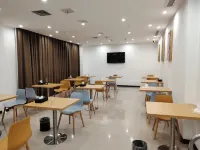 Convenient New Town Hotel