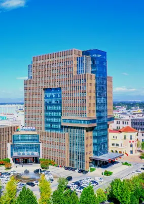 SUNHOLA International Hotel Hotels near Shengshi Shopping Square