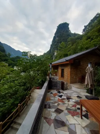 Lingyun Haokun Lake Banshan Residential Residence