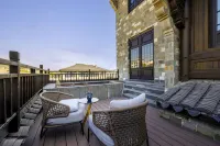 Hangzhou Huhengmao Former Residence · SCHOLARS BOUTIQUE Hotel Hotels near Meicheng Ancient Town