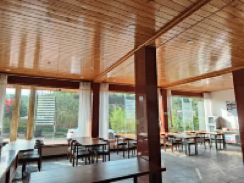 Southern Sichuan Bamboo Sea Colorfulsunshin · Wanshunhao Hotel