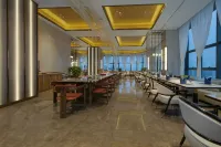 Maison New Century Hotel