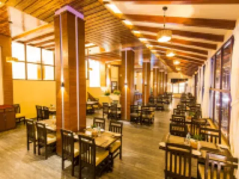 Dreamland Gold Resort & Hotel Hotels in Tilottama