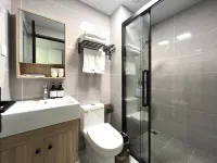 Hairun Service Apartment (Taishan Changdachang Plaza) - Condos