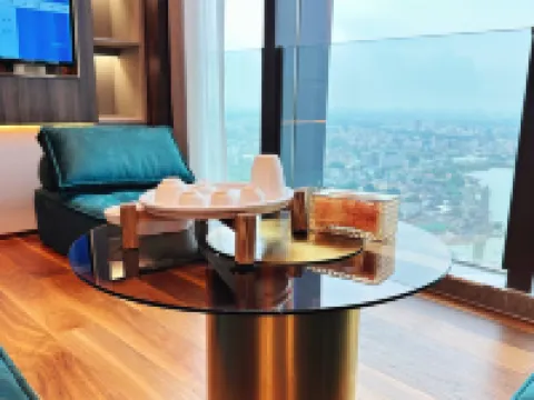 外灘灣觀江公寓 （潮州廣濟橋店）