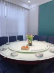 Xinmingzheng Business Hotel