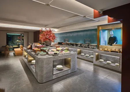 Chengdu YIHE ORIENTAL Hotel (Chengdu West Station Zhongba Subway Station) Отели рядом с достопримечательностью «Sichuan Daxue Jincheng College»