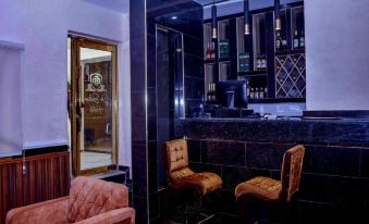 De Bullion Hotels