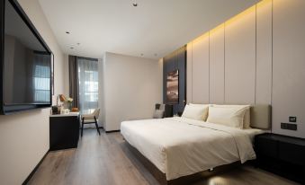 Atour Hotel Lishui Longquan