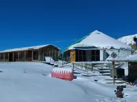 Qiongkushitai Shanliju Homestay Hotel a Tekes