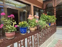 Nalati Fenglin Homestay