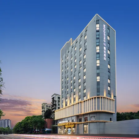 Manbo Zhis Hotel (Wuyi Square Riverside Branch)